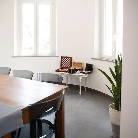 Casa Mally 3* أوزيمو